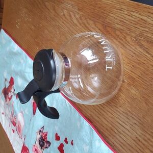 Trumpeter Whistling Glass Kettle 8 Cups